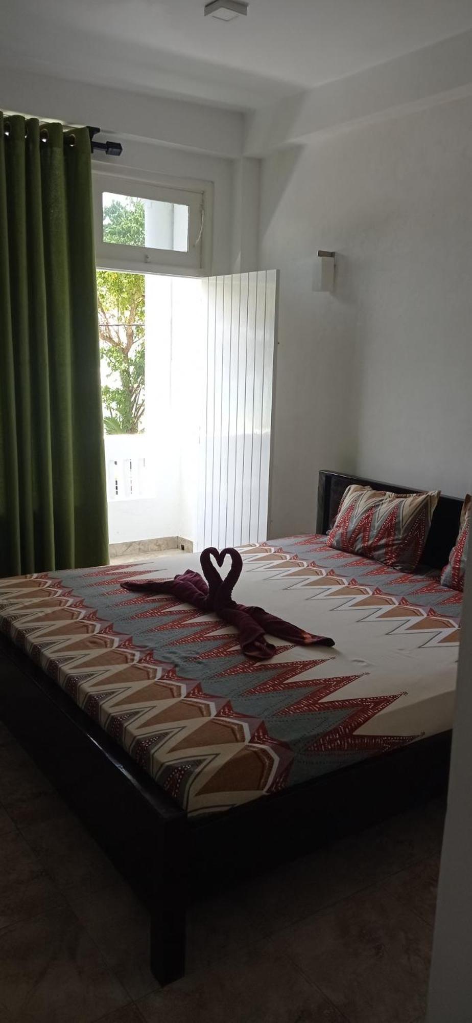 White Surfing Beach Resort Unawatuna Eksteriør bilde